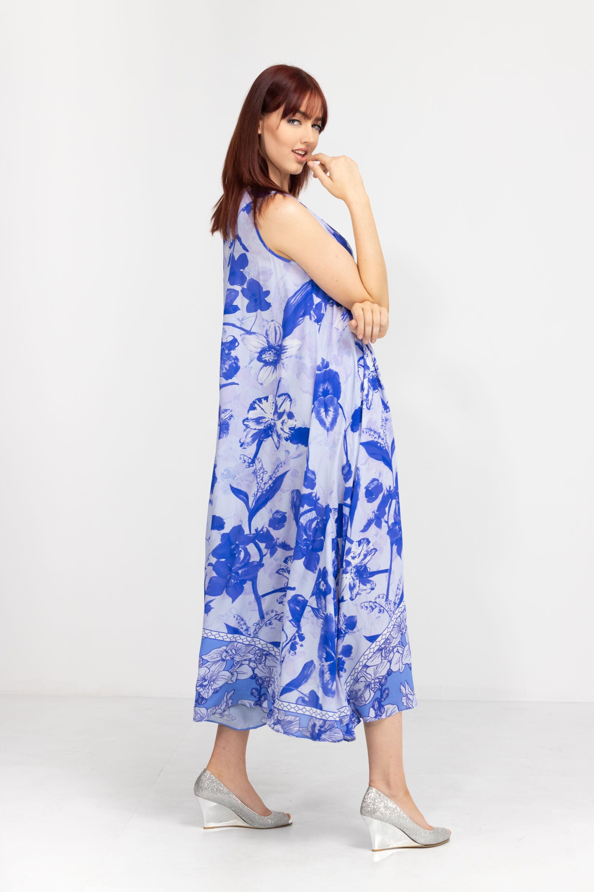 FINLANDIA - SLEEVELESS MAXI DRESS - TheSwankStore