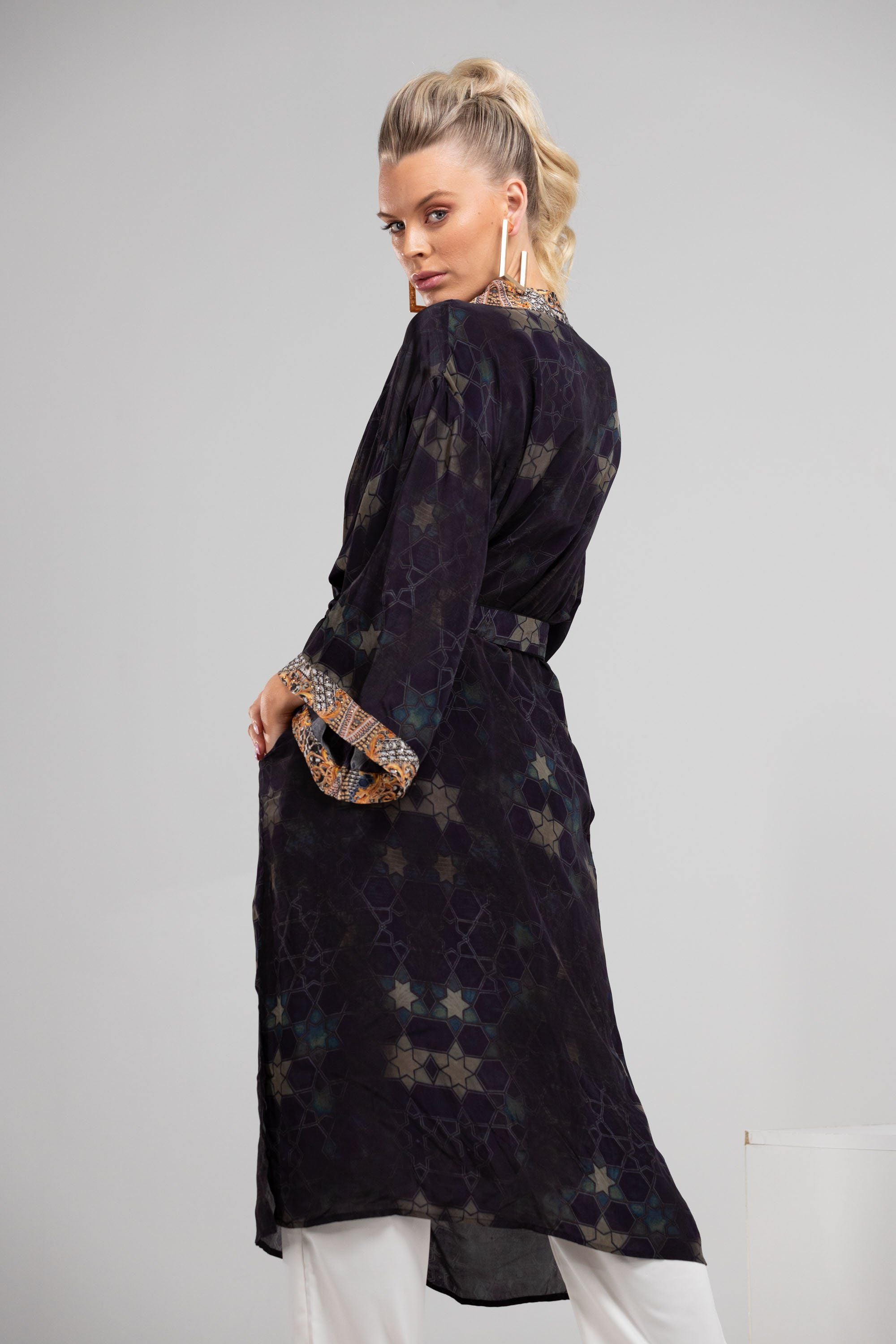 MIDNIGHT IN PARIS- KIMONO SHRUG (LONG) - TheSwankStore